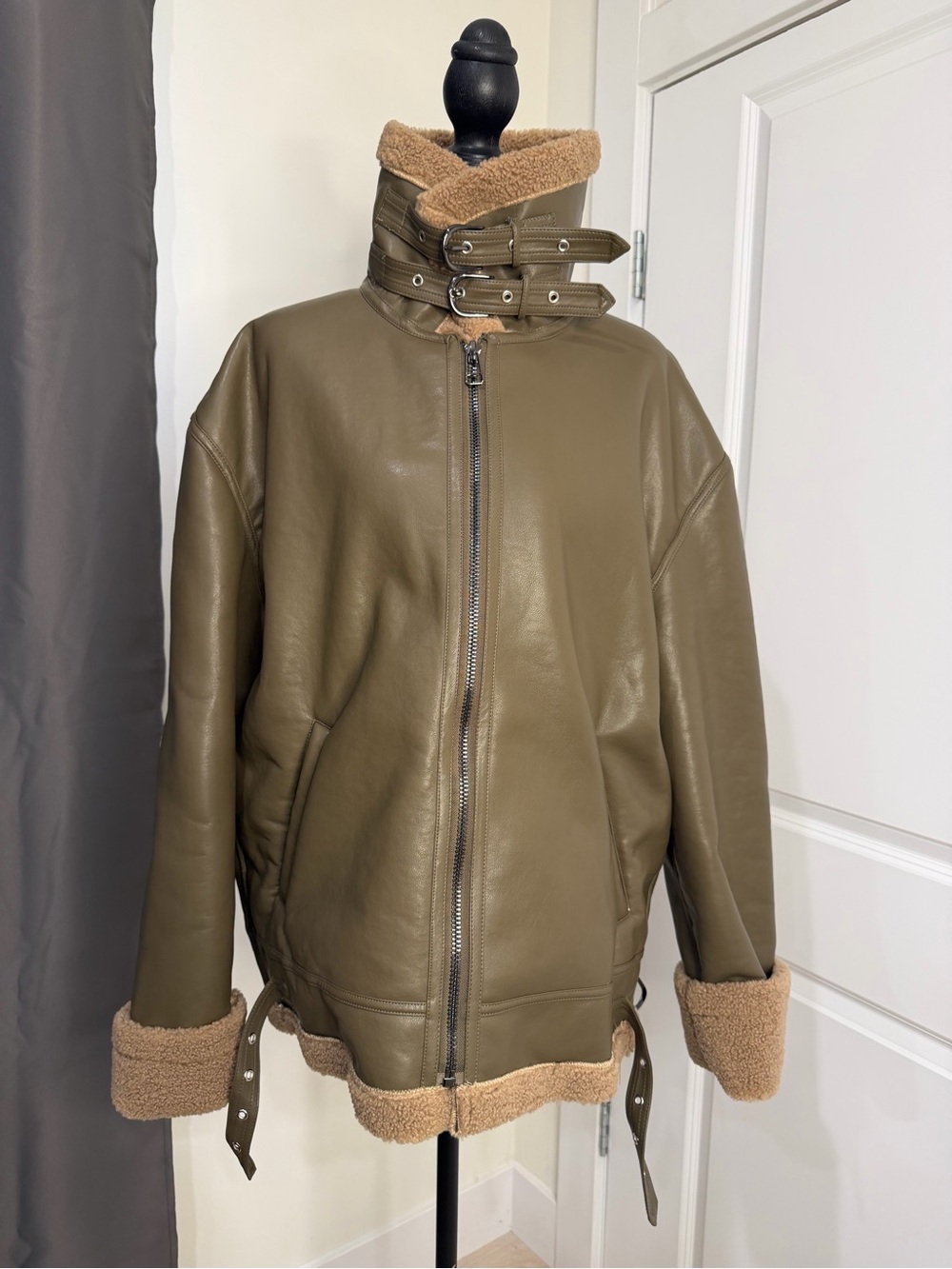 Olive Green Faux-Shearling Collar Leather Jacket - Picture 3 of 3